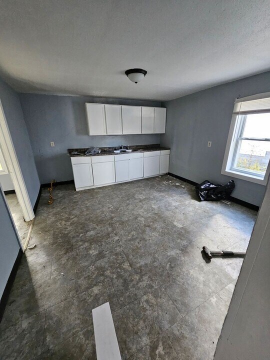 311 E 3rd St in Erie, PA - Building Photo