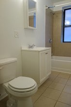 801-05 E Drexel Square Chicago, IL 60615 in Chicago, IL - Building Photo - Interior Photo