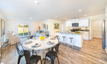 1 Southern Pne Dr in Greenville, SC - Building Photo - Building Photo