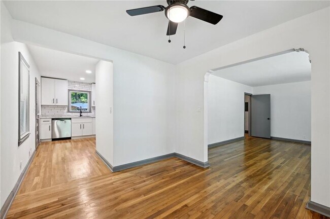 1843 Longdale Dr in Decatur, GA - Building Photo - Building Photo