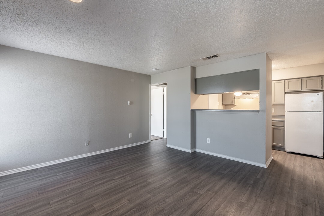 The Harrison in Dallas, TX - Foto de edificio