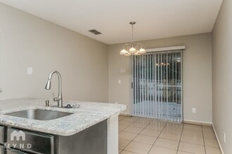 9783 Lupine Ave in Orlando, FL - Building Photo - Building Photo