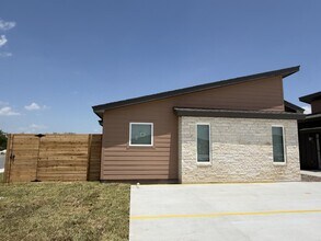 4012 Peach Ln in Weslaco, TX - Building Photo - Building Photo