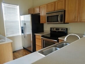 695 S Depew St in Lakewood, CO - Building Photo - Building Photo