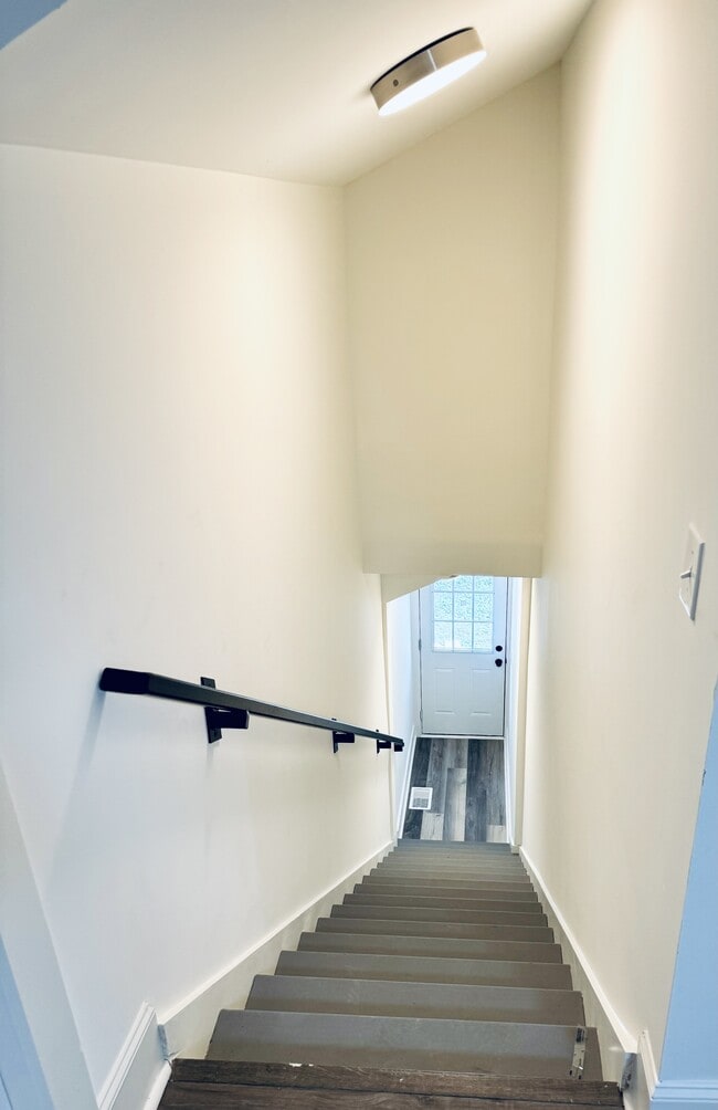 510 N 2nd Ave in Siler City, NC - Building Photo - Building Photo