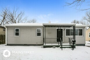 528 S Bosart Ave in Indianapolis, IN - Building Photo