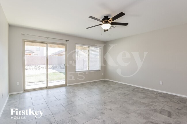 11562 W Oilseed Dr in Marana, AZ - Foto de edificio - Building Photo