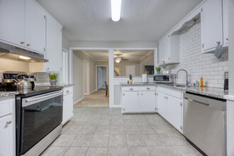 2800 Gardenia St in Columbus, GA - Building Photo - Building Photo