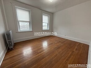 116 Warren St in Boston, MA - Foto de edificio - Building Photo