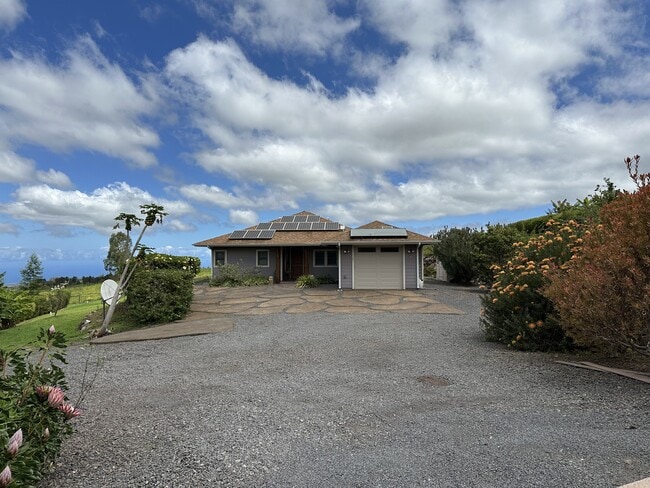 1141 Lower Kimo Dr in Kula, HI - Building Photo - Building Photo