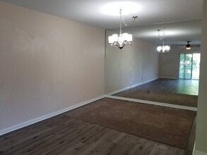 5709 Lyons View Pike, Unit 1208 in Knoxville, TN - Building Photo - Building Photo