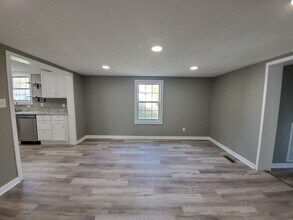 329 E 18th St in Columbia, TN - Building Photo - Building Photo