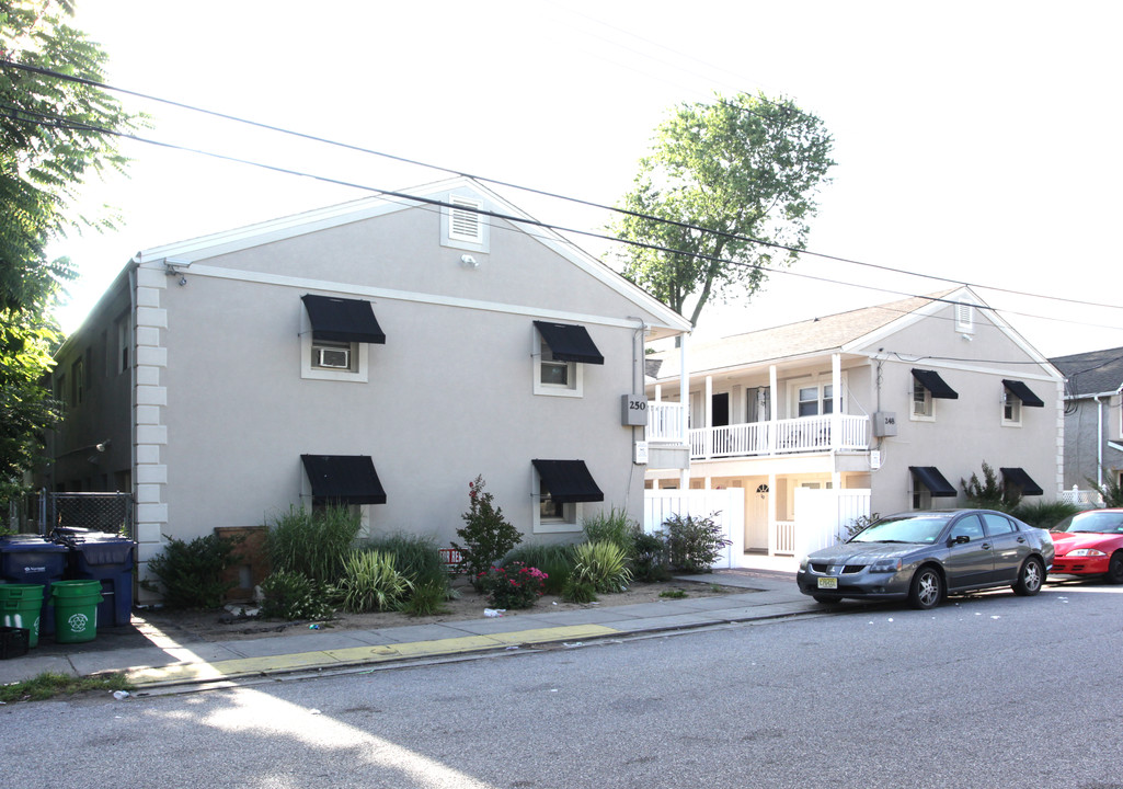 248-250 Myrtle Ave in Neptune, NJ - Building Photo