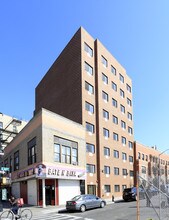 407 E 160th St in Bronx, NY - Building Photo - Building Photo