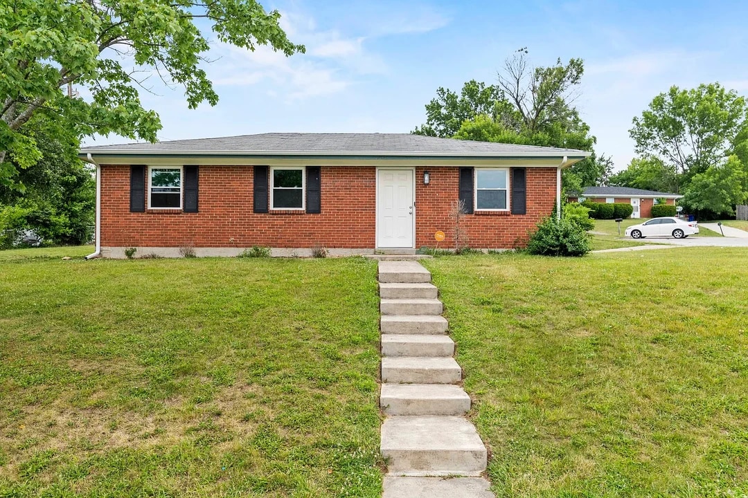1520 Thames Dr in Lexington, KY - Foto de edificio