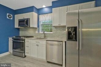 1907 Alberti Dr in Silver Spring, MD - Building Photo - Building Photo
