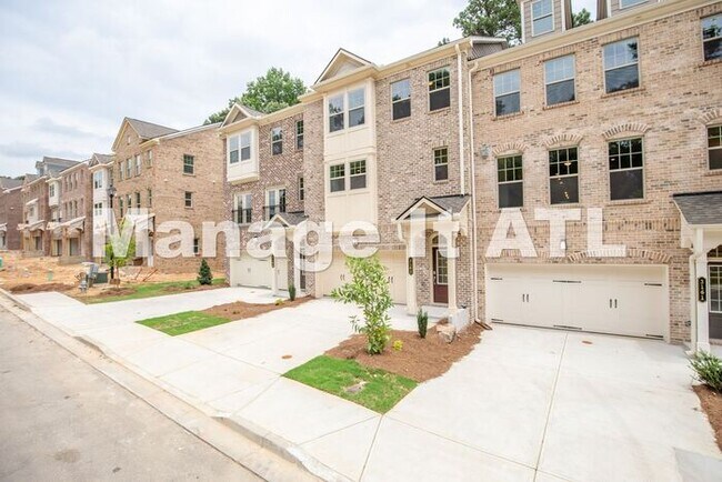 3163 Clairebrooke Ave in Chamblee, GA - Building Photo - Building Photo