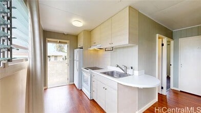 615 Kaulani Way in Kailua, HI - Building Photo - Building Photo