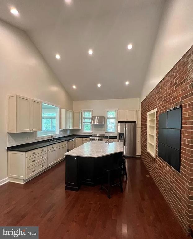 property at 10512 Norman Ave