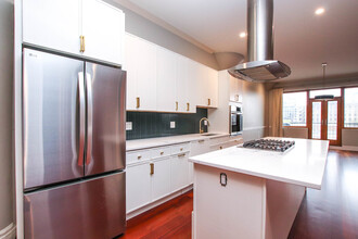 1152 W Fulton Market in Chicago, IL - Building Photo - Building Photo