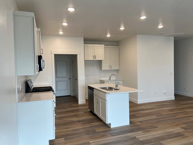 706 W 575 N in Smithfield, UT - Building Photo - Building Photo