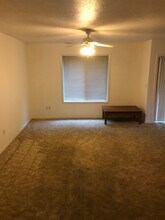 2313-2317 NW Fendle Way in McMinnville, OR - Building Photo - Building Photo