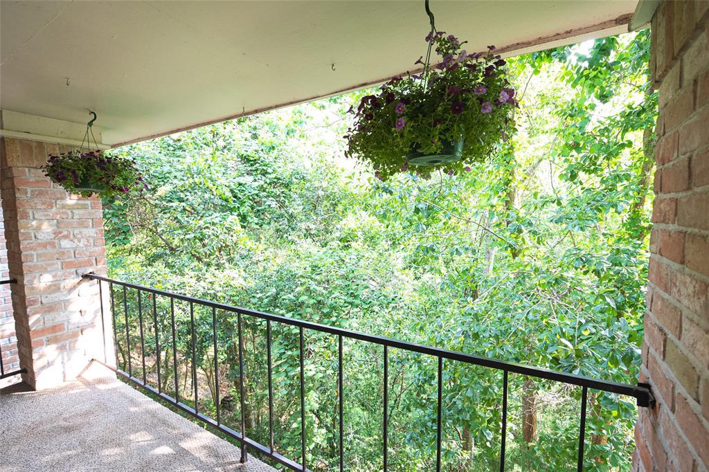 2238 S Piney Point Rd Photo