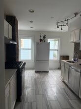 15 Centervale Park, Unit #1 in Boston, MA - Building Photo - Building Photo