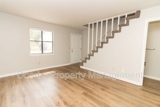 93 Nicole Ln. in Ringgold, GA - Building Photo - Building Photo