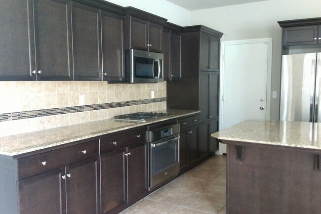 3539 Luminary Way in Clovis, CA - Building Photo - Building Photo