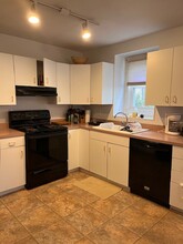 103 Alder Rd in South Kingstown, RI - Building Photo - Building Photo