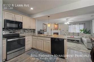 8132 N Lawn Ave in Kansas City, MO - Building Photo - Building Photo