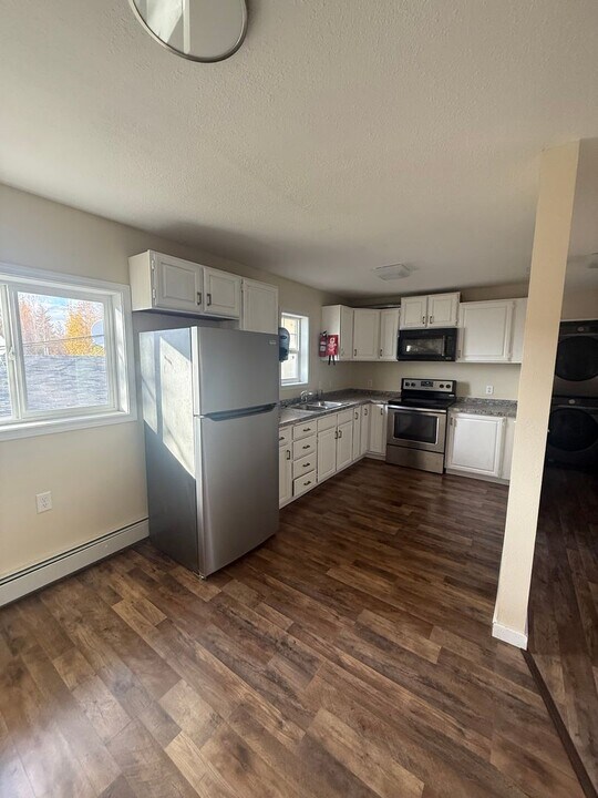 2126 Rickert St in Fairbanks, AK - Building Photo