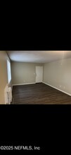 1110 Caliente Dr in Jacksonville, FL - Building Photo - Building Photo