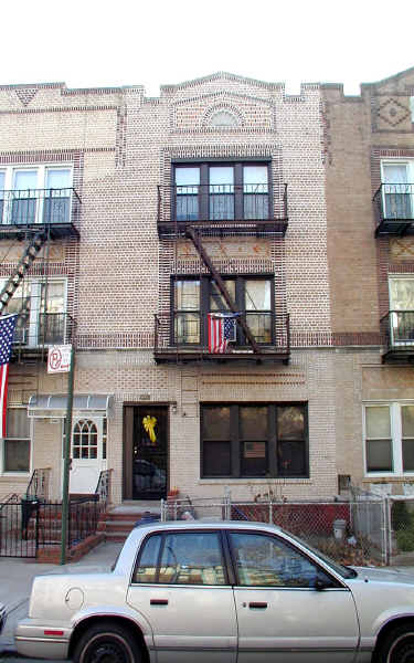 542 Ovington Ave in Brooklyn, NY - Building Photo