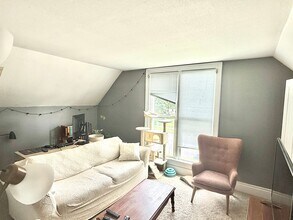 317 9th Ave SE in Rochester, MN - Building Photo - Building Photo