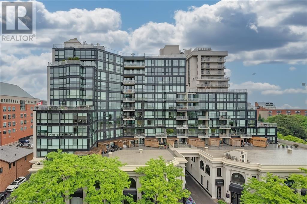 415 Locust St in Burlington, ON - Building Photo