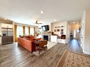 1013 Berry Bnd in Clarksville, TN - Building Photo - Building Photo