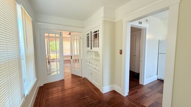 3242 Briggs Ave in Alameda, CA - Foto de edificio - Building Photo