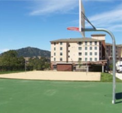Poly Canyon Village Housing in San Luis Obispo, CA - Foto de edificio - Building Photo