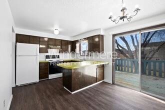 2707 N Gary Laurie Ct in Spokane Valley, WA - Building Photo - Building Photo