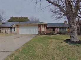 2674 Steppington St in Grand Prairie, TX - Building Photo
