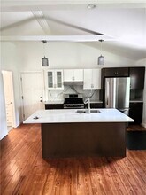 2037 Lively Ridge Rd NE in Atlanta, GA - Building Photo - Building Photo