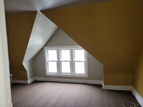 32 N Saint Bernard St, Unit #3 in Philadelphia, PA - Building Photo - Building Photo