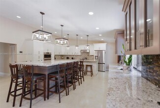 12710 SW 119th St in Miami, FL - Building Photo - Building Photo