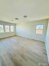 54 Bergen St in Carteret, NJ - Building Photo - Building Photo
