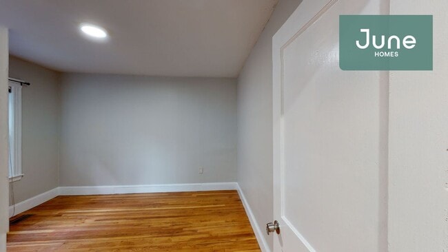 120 Hillside St-Unit -C in Boston, MA - Building Photo - Building Photo