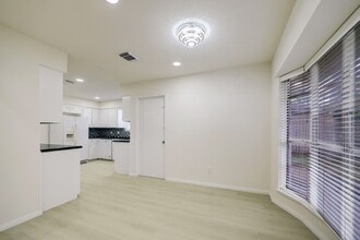 5506 Bent Bough Ln in Houston, TX - Building Photo - Building Photo