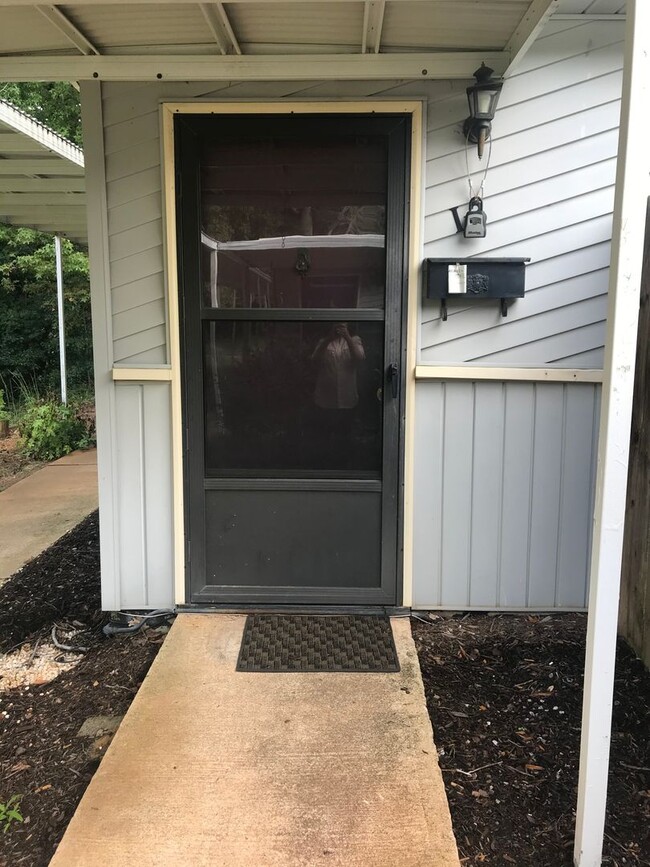 3706 E North St in Greenville, SC - Building Photo - Building Photo