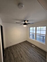 12 New Sugar Creek Rd in Fenton, MO - Building Photo - Building Photo